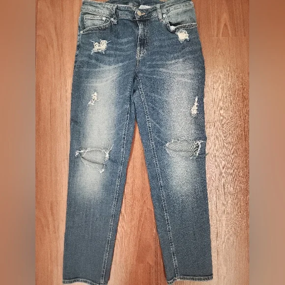 H & M Girlfriend Fit Distressed Jeans Stretch size 10 EUC - Picture 3 of 10